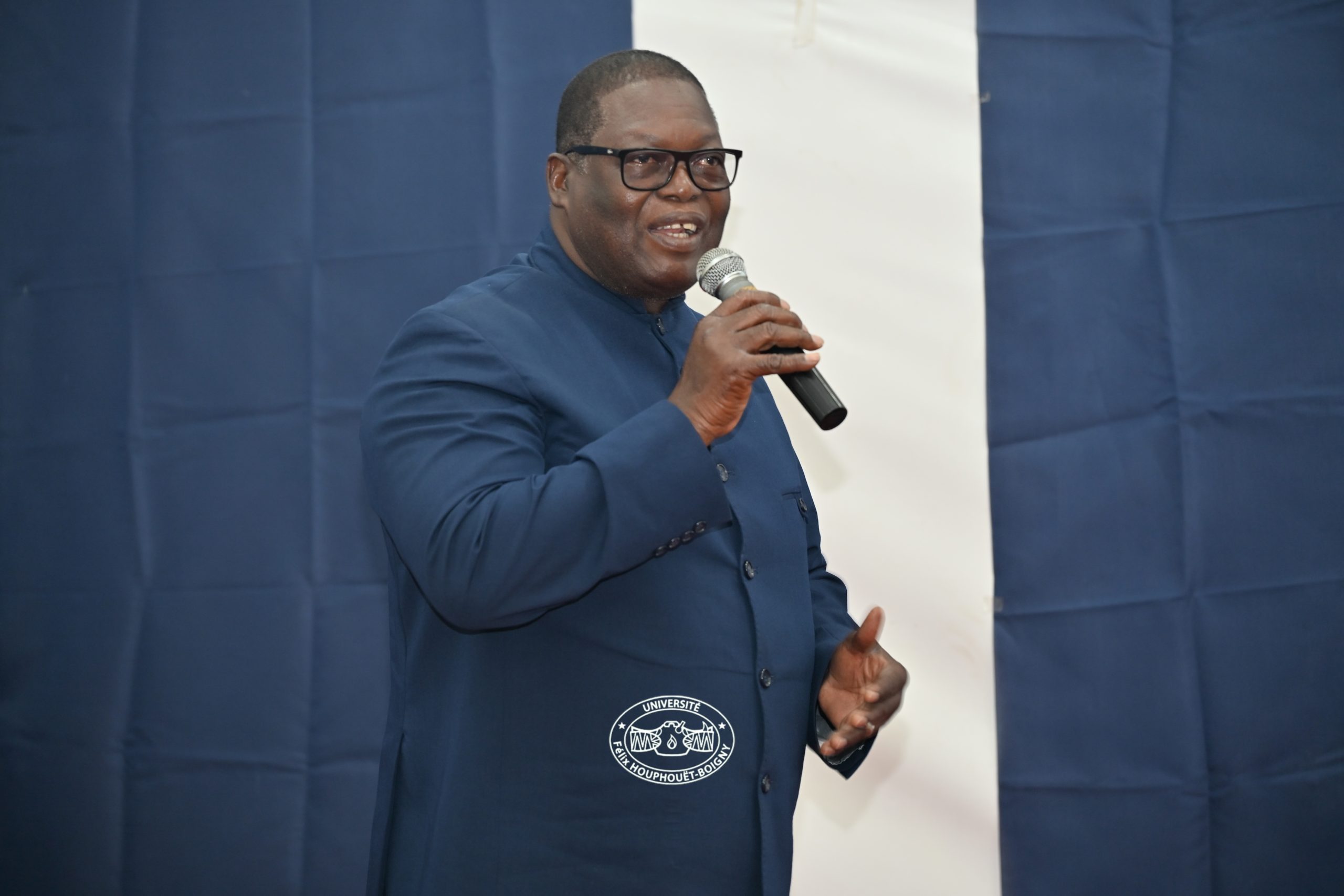 𝗔𝗴𝗿é𝗴𝗮𝘁𝗶𝗼𝗻 𝗖𝗔𝗠𝗘𝗦 𝗲𝘁 𝗲𝘅𝗰𝗲𝗹𝗹𝗲𝗻𝗰𝗲 𝘂𝗻𝗶𝘃𝗲𝗿𝘀𝗶𝘁𝗮𝗶𝗿𝗲